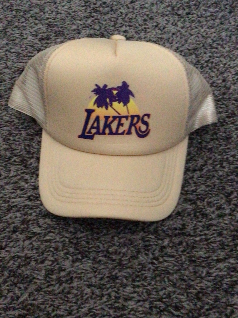 Los Angeles Lakers Beige Trucker Hat